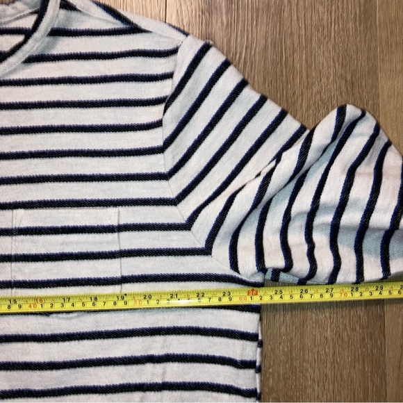 1901 Striped long-sleeve top | Women’s Size XL
| Blue, Black And White - Picture 7 of 11